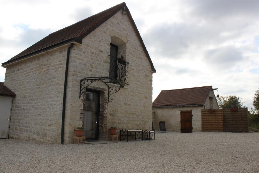 Charmante Maison Pierres 1768 Polisy Exteriör bild